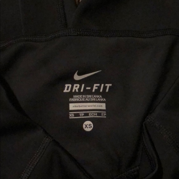 Nike - Picture 3 of 3